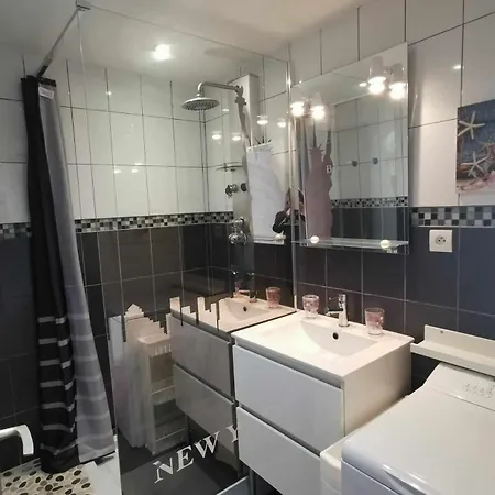 La Chrysalide - 4 Pers - Histoire De Cles Agde